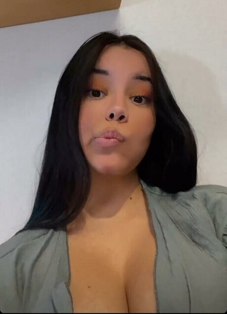 busty mom onlyfans hot naked galleries