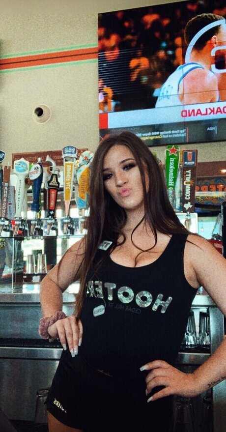 Brea Madisyn naked pornstar pics