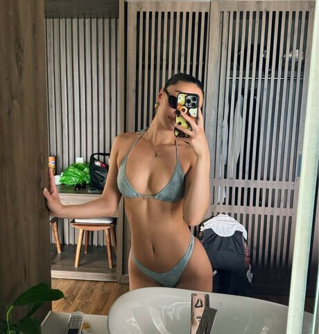 richellezz star high quality photos