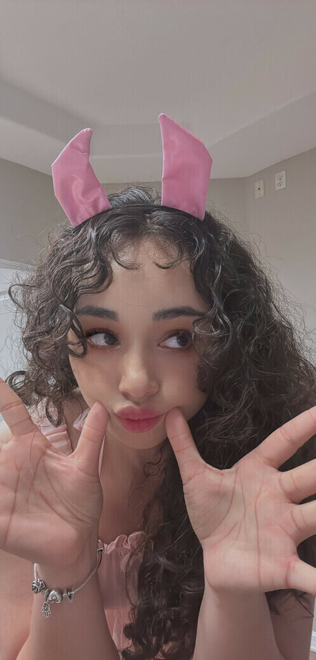 vrv0 nice actress photo