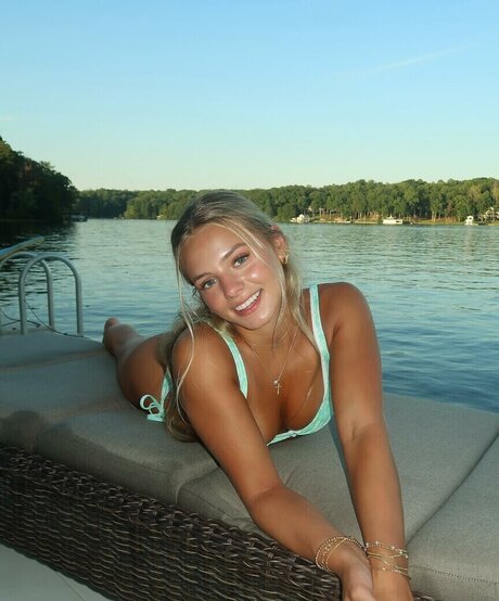 Jessica Farewell star free photo