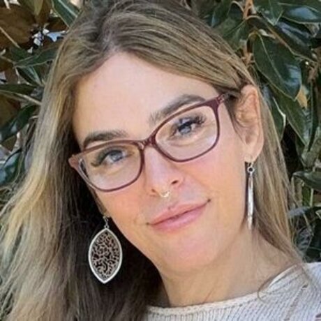 heat from fire pornstar top img