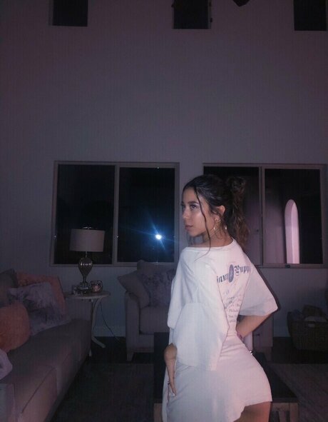 Cierra Revilla model pretty photo