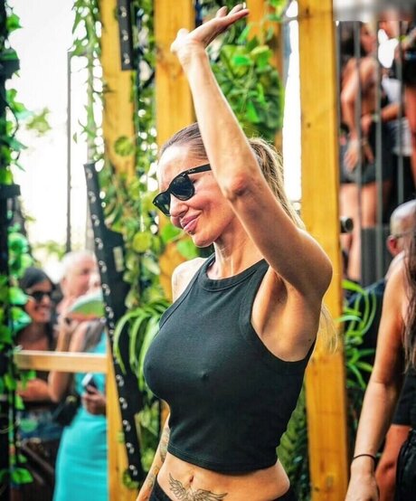 Deborah De Luca star high quality pic