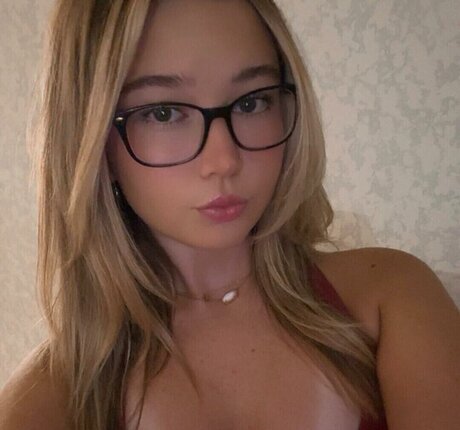 iisabellarosee pretty model pic