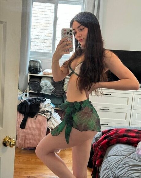 Cierra Cosplay exclusive star photo