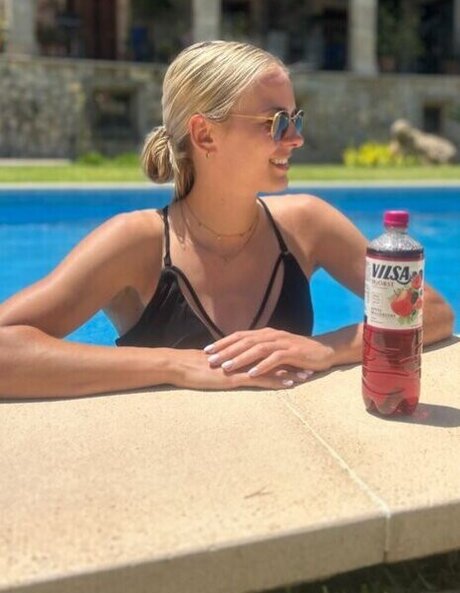 Merle Frohms art actress photo