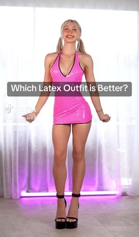 Emma Xlouise pretty actress photo