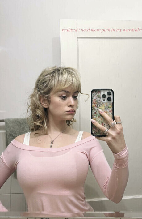 Ella Ballentine nudes star photos