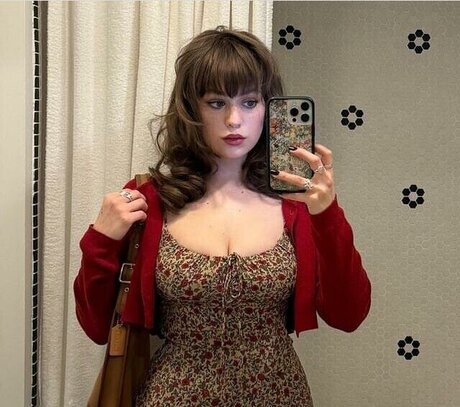 Ella Ballentine adult model gallery