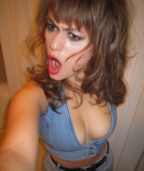 Ella Ballentine pretty actress pictures