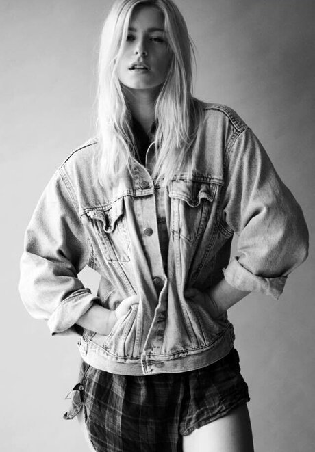 Jess Davies star erotic img