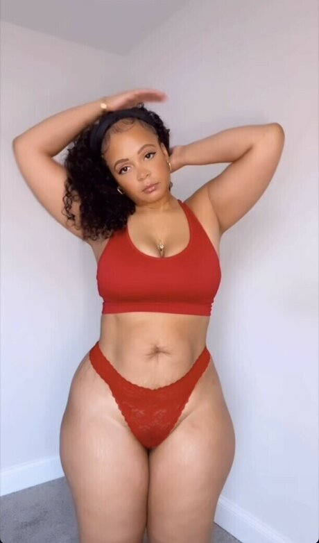 Bianca Blinx erotic pornstar pictures