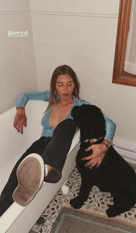 Nursevirg star erotic pic