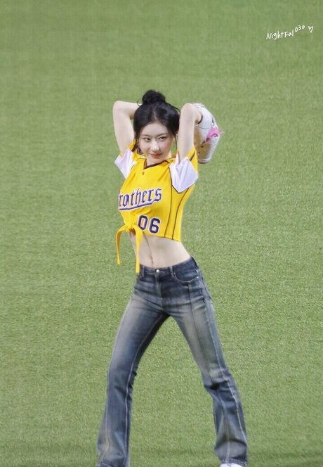 chubby goth onlyfans naked picture