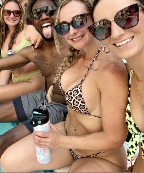 gay influencer onlyfans art nude picture