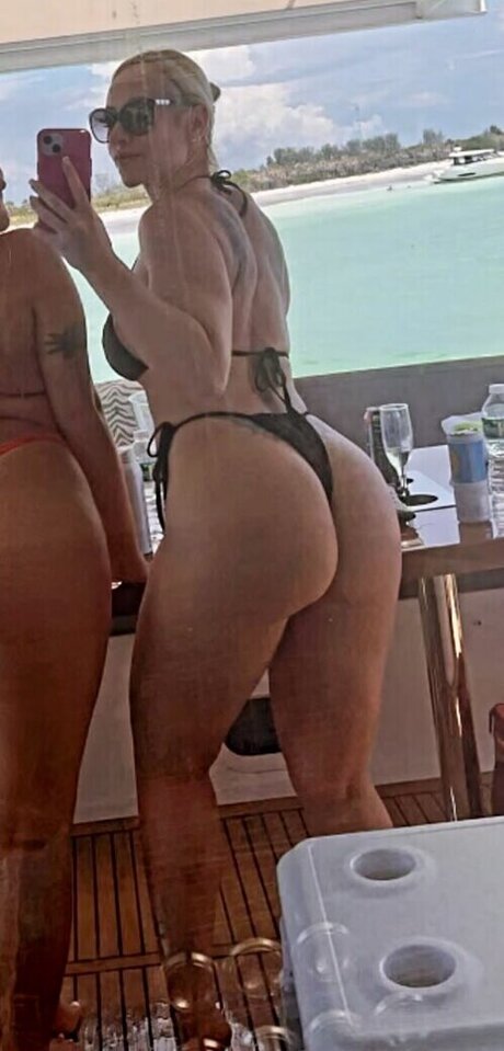 Carolina Monsalve pretty actress galleries