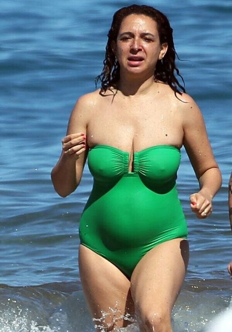 Maya Rudolph erotic model pics