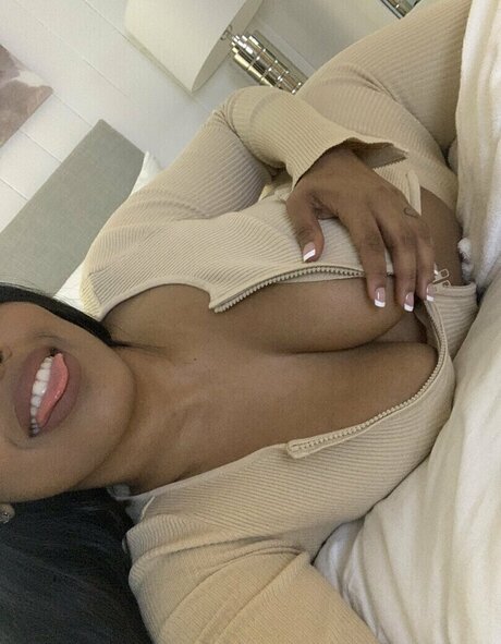 andrysvee naked pornstar galleries