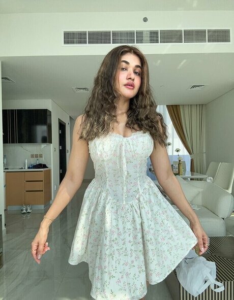 Soniya Singh Khatri erotic pornstar picture