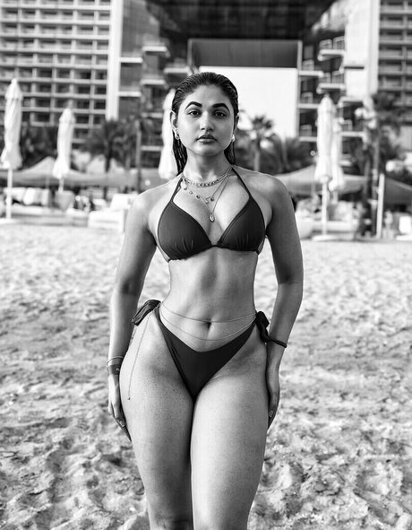 Soniya Singh Khatri hot pornstar galleries