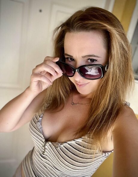 Sharon Kimberly pornstar erotic gallery