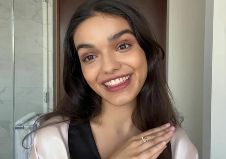 cute babe onlyfans free porn photos