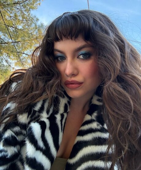 Sofia Reyes pornstar nice image