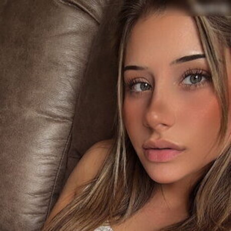 Bea Ruby model xxx pics