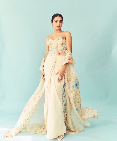 Wamiqa Gabbi high quality pornstar photo