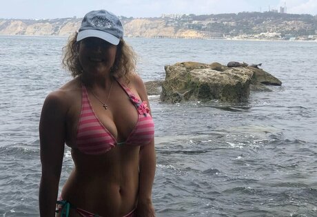 Storage Wars pornstar erotic img