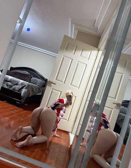 Sofia Alegria model sex image