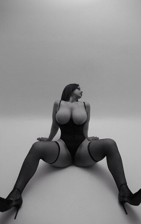 Hottiekittyyy sexy pornstar img