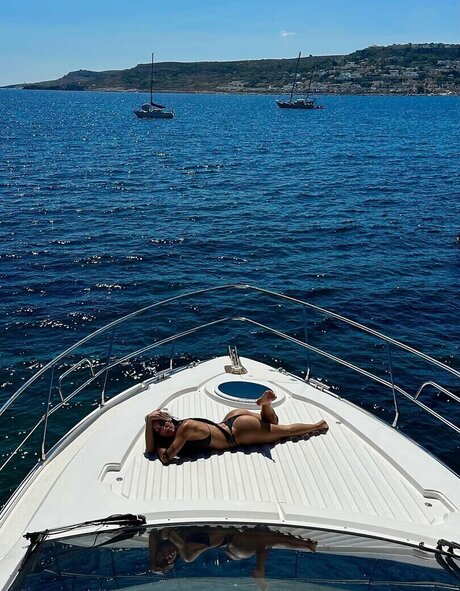 Nina Janova pornstar hd gallery