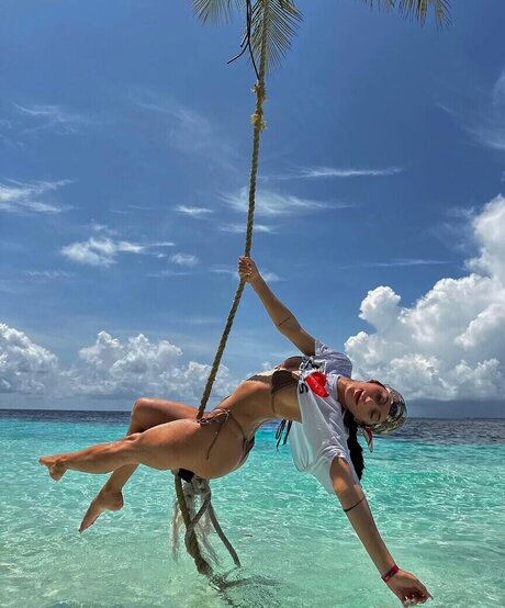 Nina Janova model porn picture