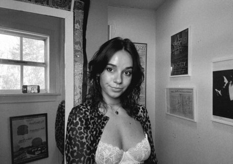 Leyla Ingalls porn star photos