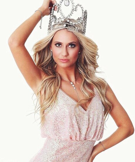 famous ladyboy onlyfans hot sex photo