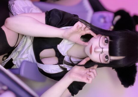 Chudoku Hera model sexy gallery