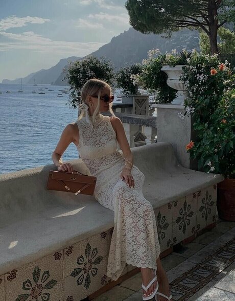 Leonie Hanne star high quality images