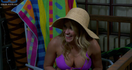 emilyosment model erotic images