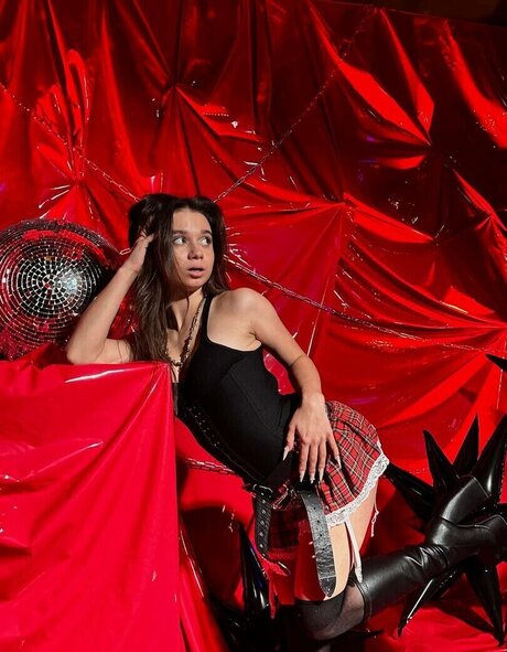 Leytink adult model images