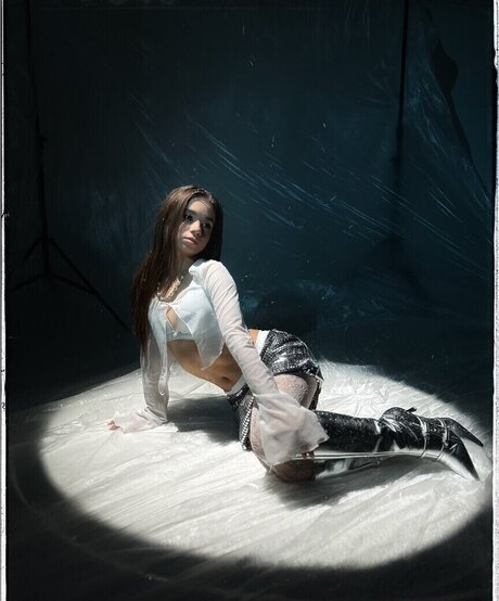 Leytink adult model pic