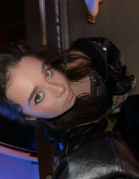 Leytink hd pornstar gallery