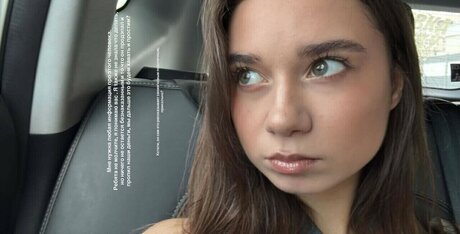 Leytink model hot galleries