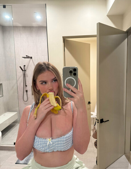 Anna Kopf pretty actress pictures