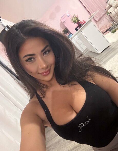 Selenalenaxo sexy star pic