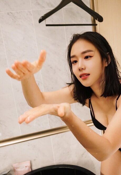 asian influencer onlyfans free sex gallery