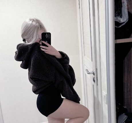 su ga r ik exclusive actress gallery