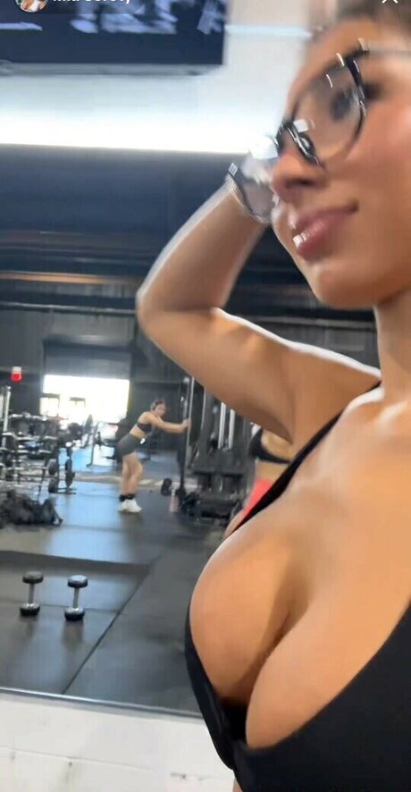 Mia Sorety pornstar sex picture