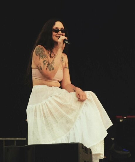 makeup artist onlyfans hot photo